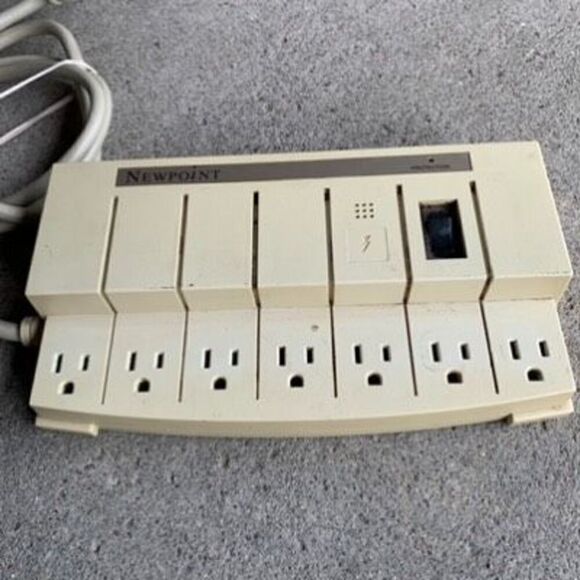 Newpoint Computer Surge Protector Model C80T *Works* - Picture 2 of 6